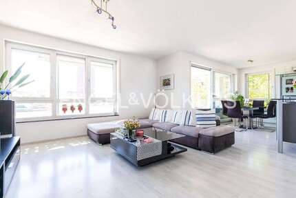 Wohnung zum Mieten in Frankfurt am Main 2.400,00 € 100 m²