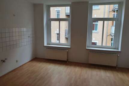 Wohnung zum Mieten in Plauen 320,00 € 67.2 m²