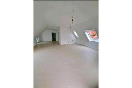 2,5 Zimmer Wohnung Dachterrasse Balkon Altenhagen Heepen - Bielefeld