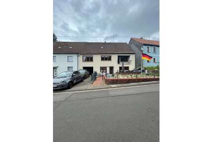 Haus zum Kaufen in Mettweiler 113.000,00 € 160 m²