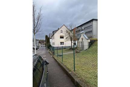 Haus zum Kaufen in Idstein 590.000,00 € 245 m²