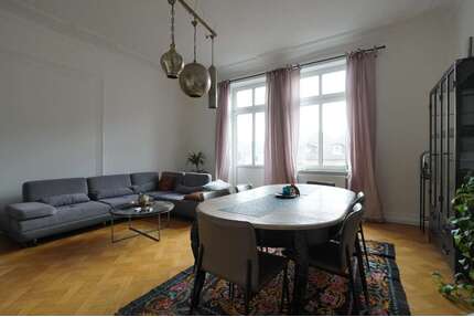 Wohnung zum Mieten in Wiesbaden 2.350,00 € 225 m²