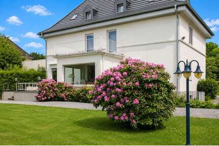 Haus zum Kaufen in Heiligenhaus 980.000,00 € 287 m²