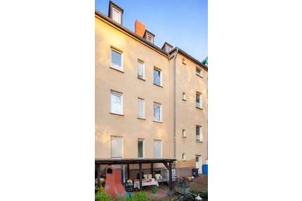 Helle 3-Zimmer-Wohnung mit Einbauküche und Gartenmitbenutzung in Weißenfels