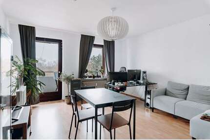 Wohnung zum Kaufen in Lüneburg 170.000,00 € 61.94 m²