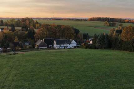 Haus zum Kaufen in Lichtenau 169.000,00 € 200 m²