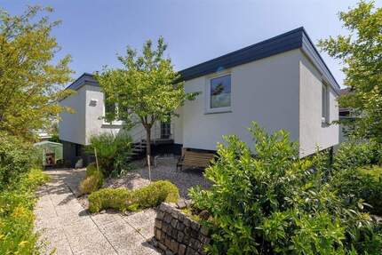 Stilvoller Winkelbungalow mit traumhaftem Garten und Garage - Eschwege