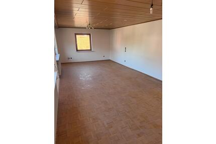 OG Wohnung 3 ZKB AB SOFORT - 950,00&nbsp;EUR Kaltmiete, ca.&nbsp; 90,00&nbsp;m&sup2; in Kandel (PLZ: 76870)