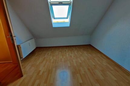 2 Zimmer Wohnung Dachgeschoss in Berghausen - Pfinztal