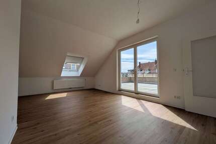 Wohnung zum Mieten in Hannover 1.273,62 € 110.75 m²