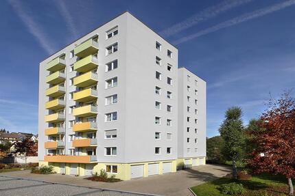 ** WOHNUNG MIT AUSBLICK ** Helle 3-Zimmer-Wohnung mit Ostbalkon - Furtwangen im Schwarzwald