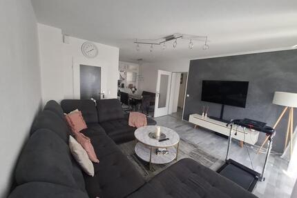 Miete 3,5 Zimmer Wohnung in Waldkraiburg mit Garage