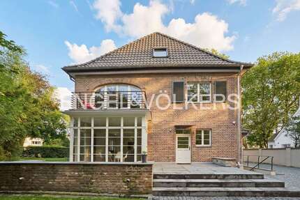 Haus zum Kaufen in Köln-Marienburg 4.500.000,00 € 295 m²