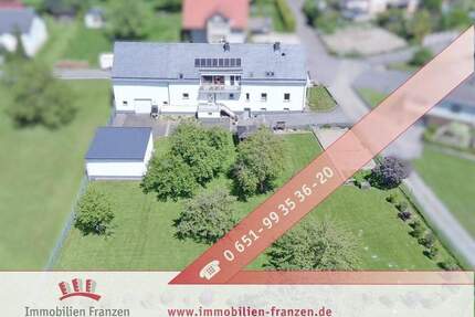 Wunderschönes saniertes Ein- bis Zweifamilienhaus mit Scheune, Garage und großem Garten! - Lorscheid