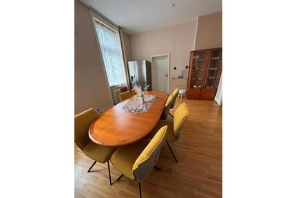 geräumige und sonnig - 1.840,00&nbsp;EUR Kaltmiete, ca.&nbsp; 123,00&nbsp;m&sup2; in Wiesbaden (PLZ: 65183)