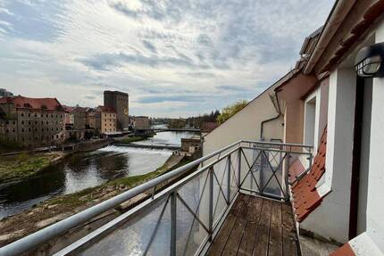gemütliche 2- Raumwohnung mit Balkon und Blick auf die Görlitzer Neiße !