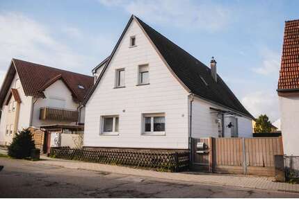 Haus zum Kaufen in Mühlhausen 395.000,00 € 151 m²