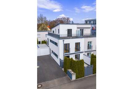 Haus zum Kaufen in Augsburg Pfersee 972.500,00 € 157.58 m² - Augsburg / Pfersee