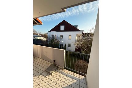 2 Zimmer Wohnung mit Südbalkon und EBK in Großkrotzenburg