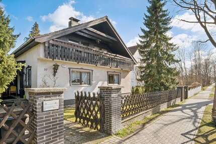 Haus zum Kaufen in Berlin-Lübars 750.000,00 € 222 m²