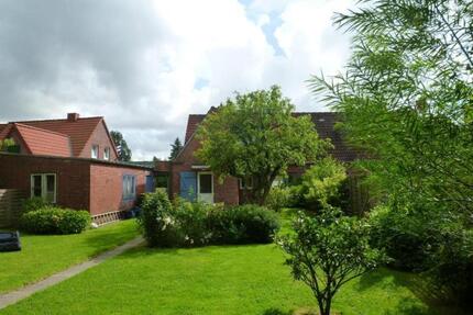 Charmante Doppelhaushälfte mit großem Garten und Garage - Tönning