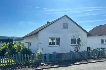 Haus zum Kaufen in Biebertal 295.000,00 € 80 m²
