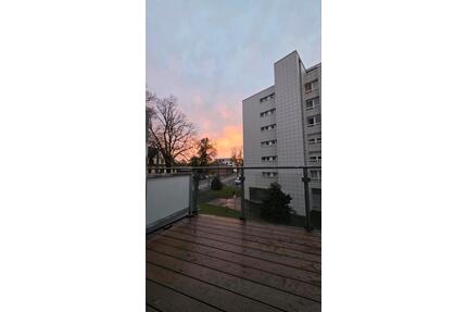 1 Zimmerwohnung Möbiliert, internet, großer Balkon. Frechen