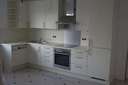 Haus zum Mieten in Kronberg 1.450,00 € 125 m²