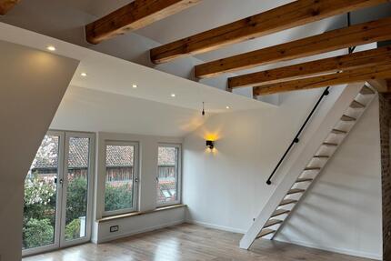 Traumhafte DG Wohnung - 1.280,00&nbsp;EUR Kaltmiete, ca.&nbsp; 88,00&nbsp;m&sup2; in Isernhagen (PLZ: 30916)