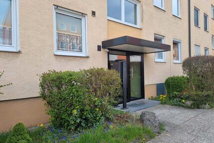 Provisionsfreie ErdgeschossHochparterre 2 Zimmer - Wohnung - Germering
