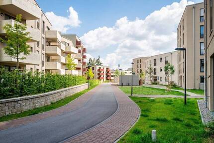 Attraktive 5-Zimmer-Wohnung – viel Raum zum Leben mit sonnigen Balkon - Stein