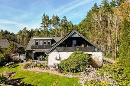 Haus zum Kaufen in Wietze 450.000,00 € 224 m²