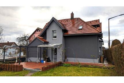 Modernisiertes, gemütliches Einfamilienhaus mit großem Garten - Treuchtlingen