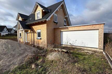 Einfamilienhaus mit Doppelgarage -nicht fertiggestellt- Erbbaugrundstück - Bad Harzburg Schlewecke