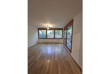 Wohnung zum Mieten in Zuffenhausen 990,00 € 57 m²