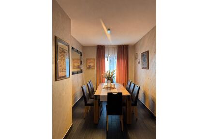 Großzügige Wohnung ca. 130 m² mit Kamin und optionaler Sauna - Plauen Altstadt