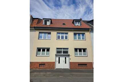 Haus zum Kaufen in Bonn 650.000,00 € 198 m²
