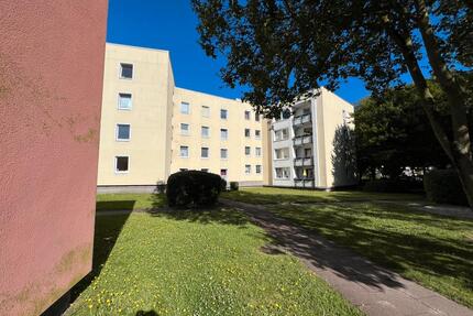 Frei ab 01.09.2026! 3-Zimmer-Wohnung im 3. OG mit Loggia in Eversten! NUR MIT WOHNBERECHTIGUNGSSCHEIN für 70m²! - Oldenburg Bloherfelde