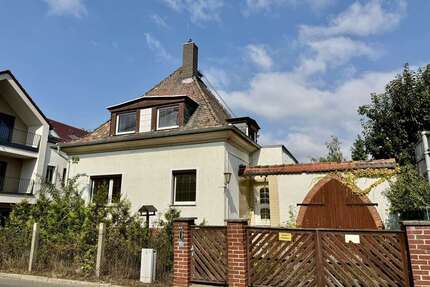 Haus zum Kaufen in Markkleeberg 480.000,00 € 160 m²