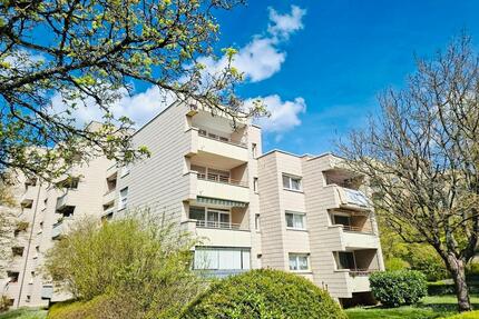 Attraktive 2-Zimmer-Wohnung mit Tiefgaragenstellplatz - Pforzheim Eutingen