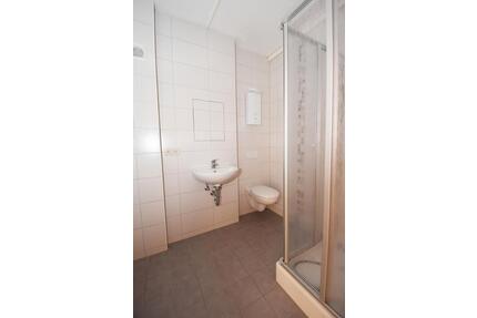 2-Zimmer-Wohnung in sehr attraktiver Wohnlage! Keine Kaution! - Hohenstein-Ernstthal