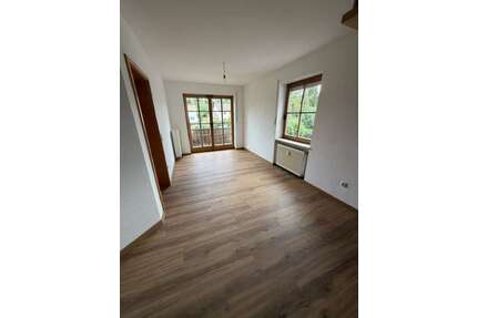 Haus zum Mieten in Vilsbiburg 1.395,00 € 141 m²