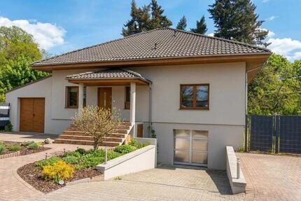 HAUS VERKAUF VERMIETUNG - 234.000,00&nbsp;EUR Kaufpreis, ca.&nbsp; 250,00&nbsp;m&sup2; in Guben (PLZ: 03172)