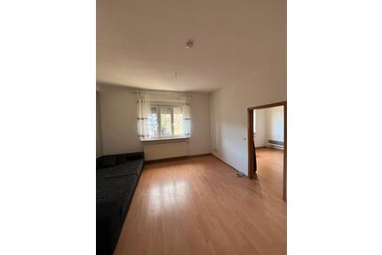 Geräumige 2-Zimmer-Wohnung - 750,00&nbsp;EUR Kaltmiete, ca.&nbsp; 70,00&nbsp;m&sup2; in Weiden in der Oberpfalz (PLZ: 92637)