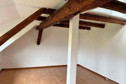 135 qm große 4 ZKB Wohnung mir Einbauküche in Lohfelden ( LOF-AHo3-DG )