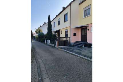 Haus zum Kaufen in Groß-Gerau 395.000,00 € 128 m²