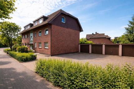 Attraktive 3-Zimmer-Wohnung mit Loggia, Garage in Ni - Alpheide - Nienburg (Weser)