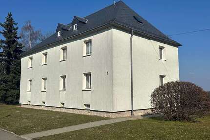 Wohnung zum Mieten in Netzschkau 310,00 € 61.94 m²