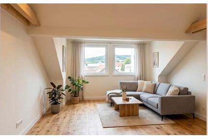 Neue lichtdurchflutete moderne DG-Wohnung mit Terrasse in Schney - Bad Staffelstein