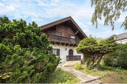 Großhadern: seltenes EFH auf ca. 780 m² idyllischem Grund - München